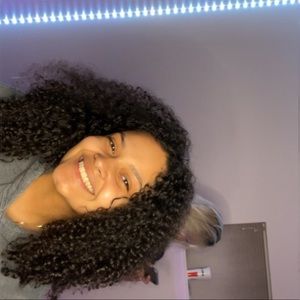 Meet your Posher, Tiana